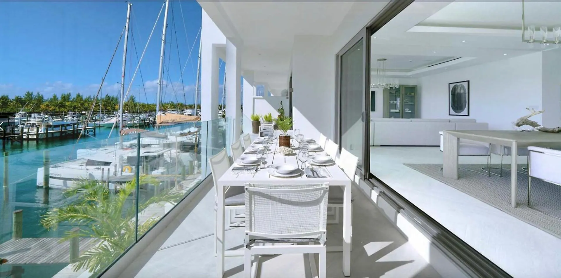 New Luxury Waterfront Condo, Palm Cay, The Bahamas 나사우 아파트