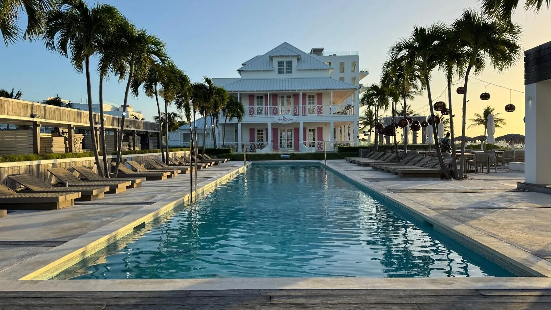 아파트 New Luxury Waterfront Condo, Palm Cay, The Bahamas 나사우