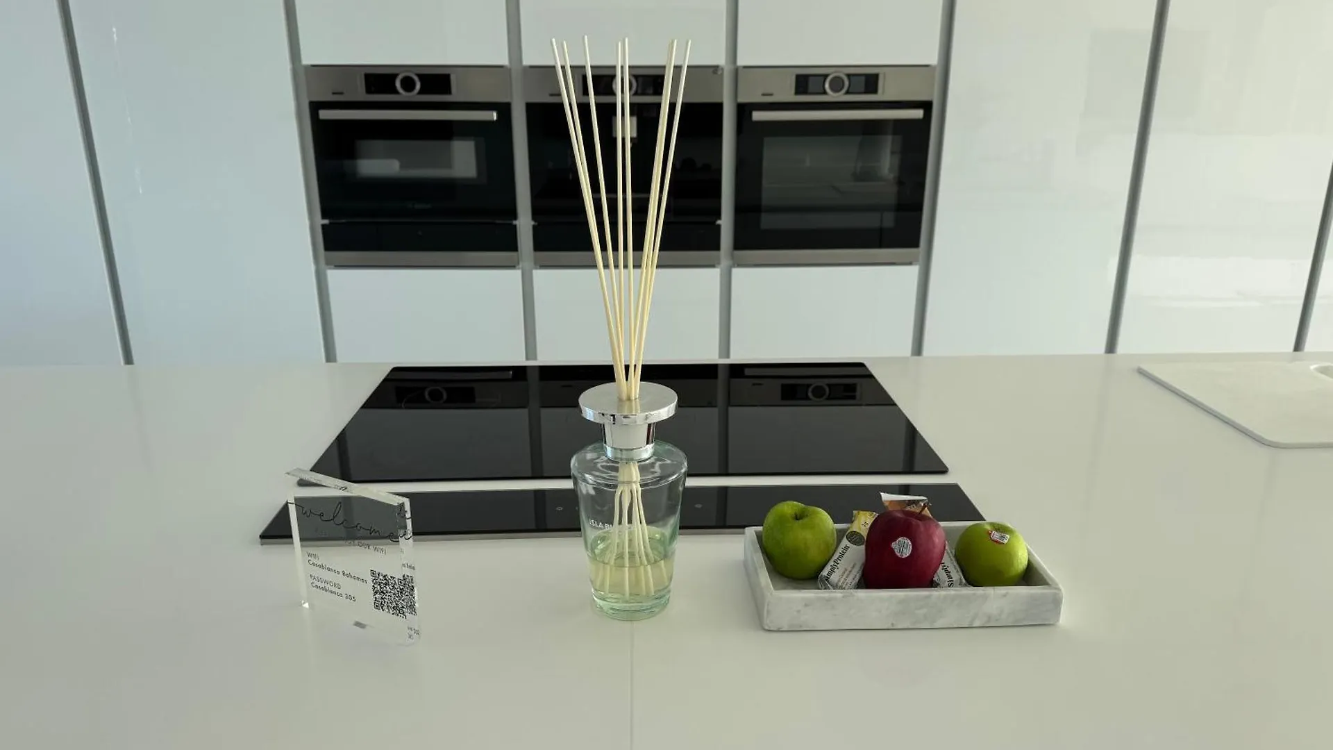 아파트 New Luxury Waterfront Condo, Palm Cay, The Bahamas 나사우