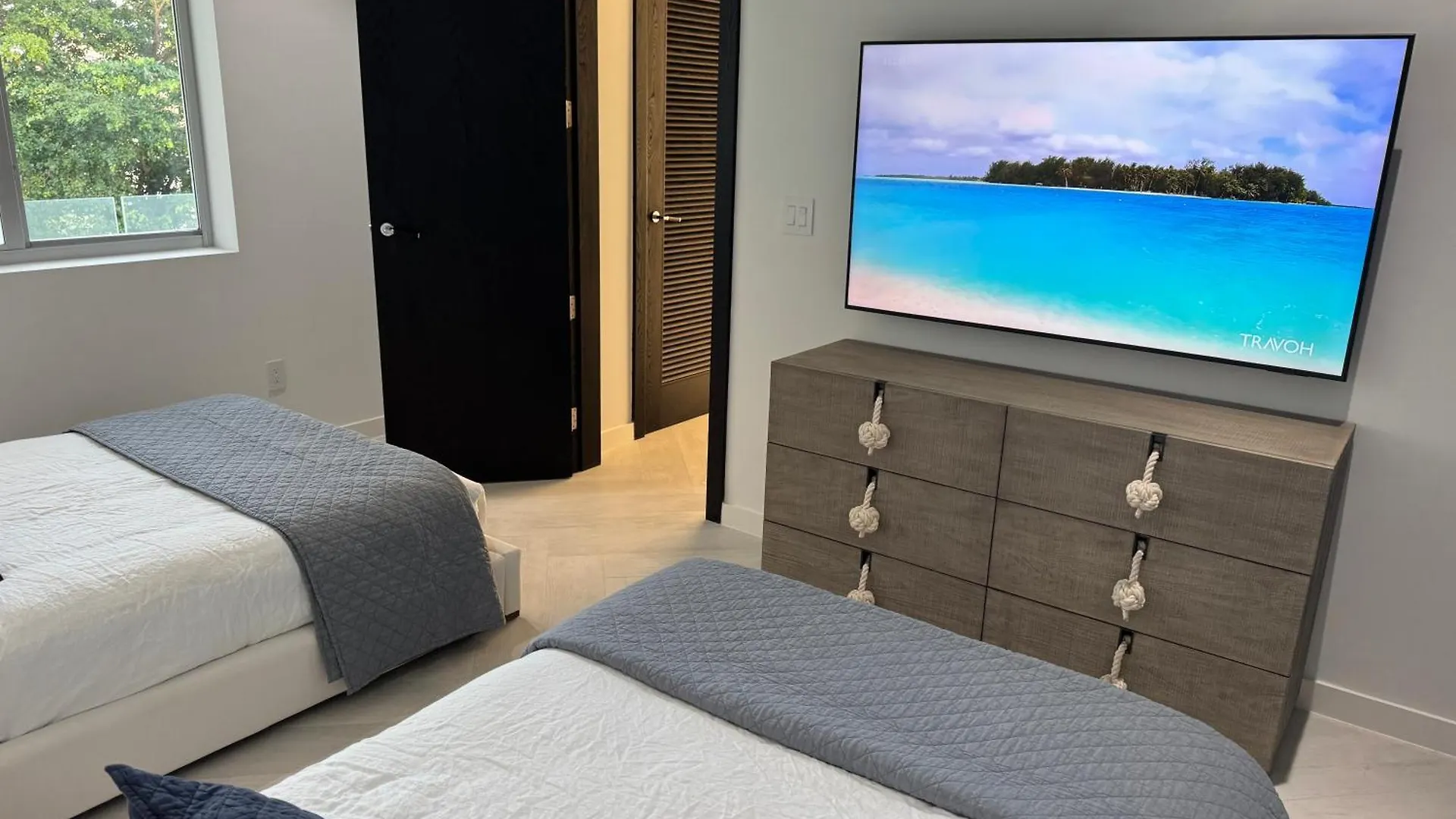 New Luxury Waterfront Condo, Palm Cay, The Bahamas Nassau 0*,  Bahamas