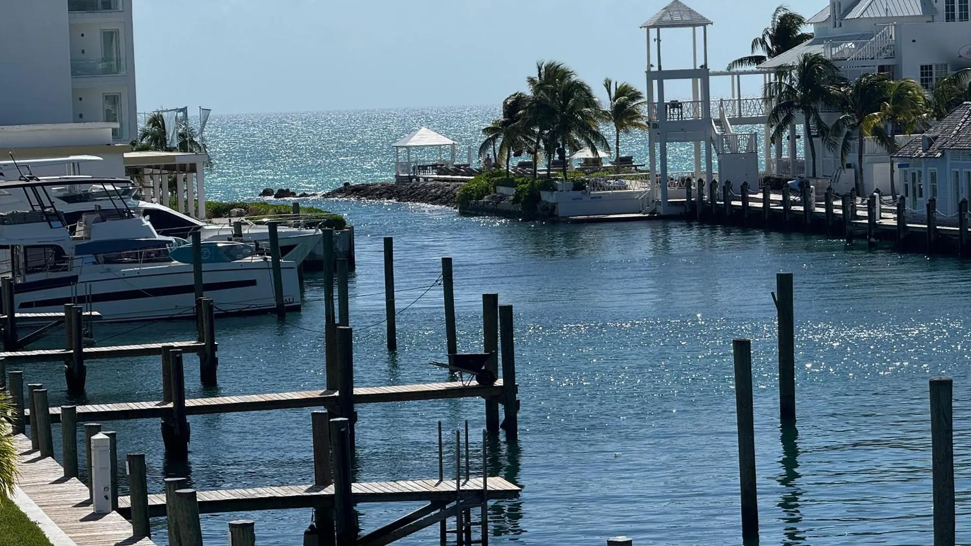 Apartment New Luxury Waterfront Condo, Palm Cay, The Bahamas Nassau Bahamas