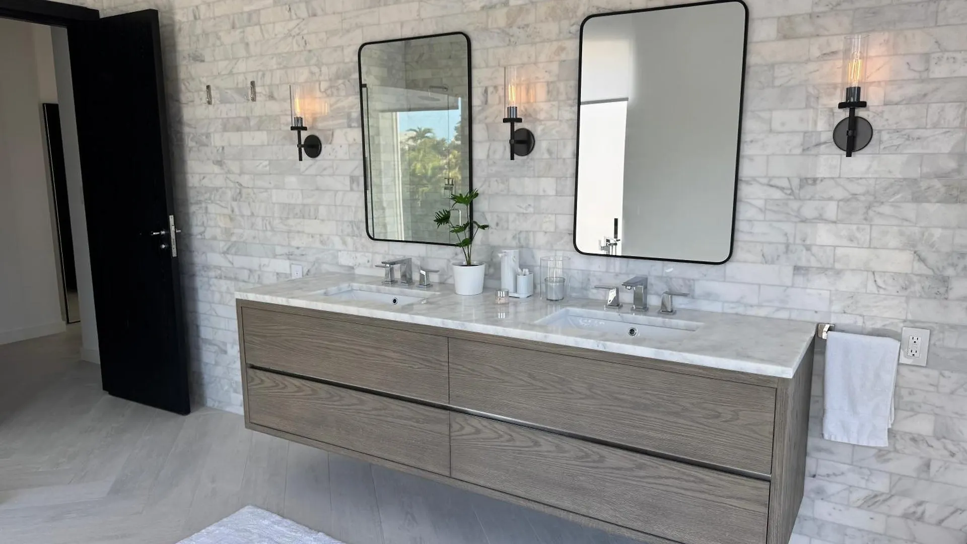 New Luxury Waterfront Condo, Palm Cay, The Bahamas Nassau 0*,
