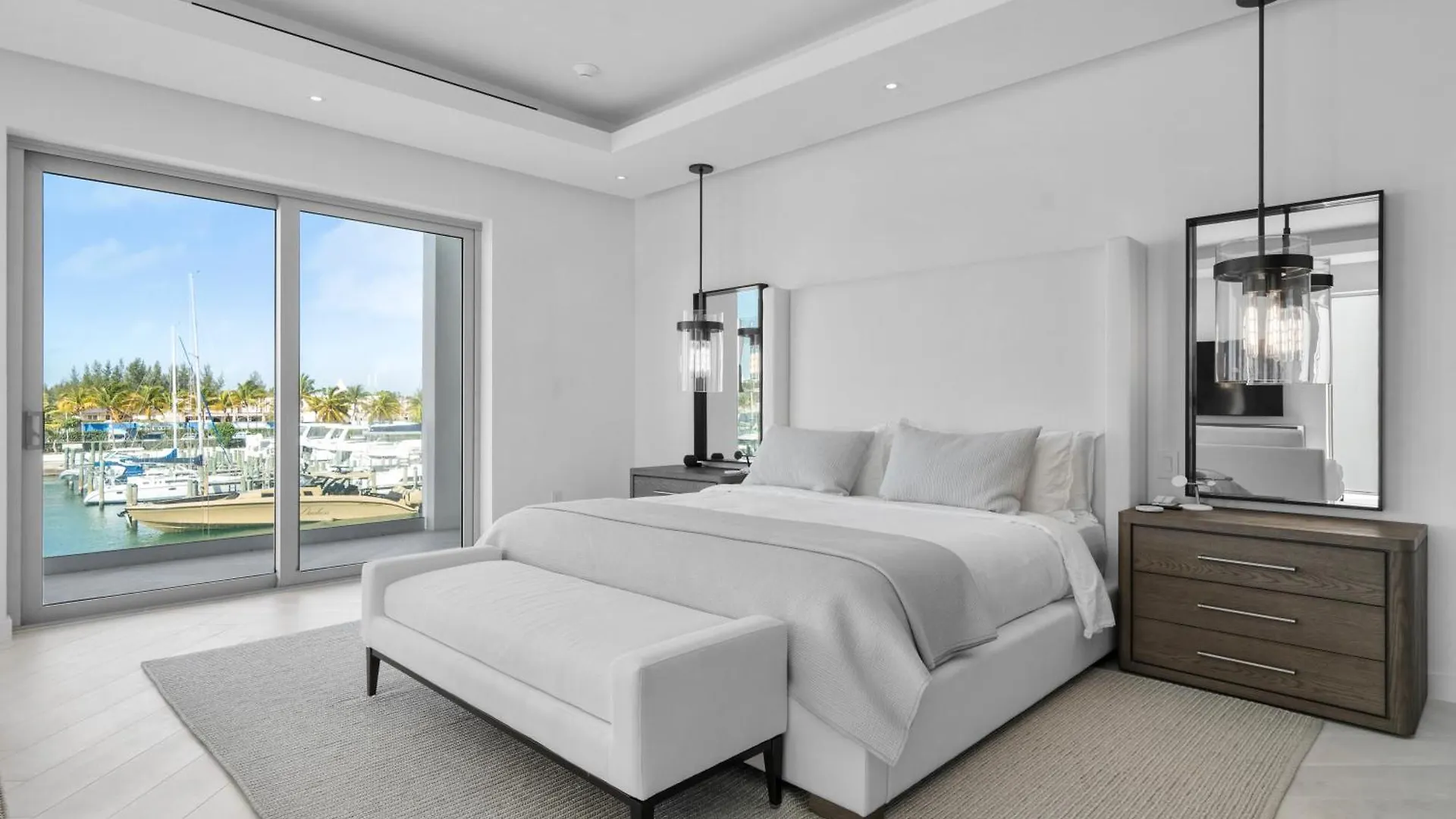 Casablanca Bahamas- New Luxury Waterfront Condo, Palm Cay, The Bahamas Nassau Apartment