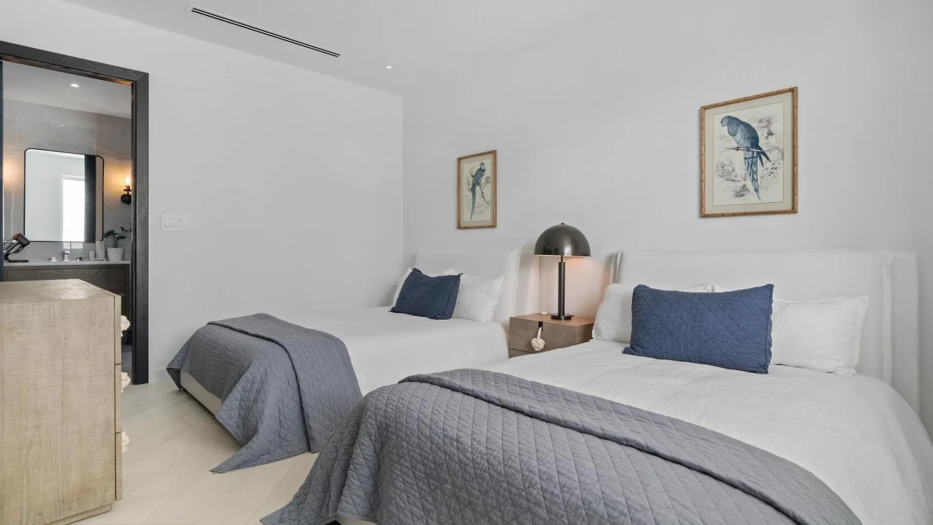 Casablanca Bahamas- New Luxury Waterfront Condo, Palm Cay, The Bahamas Nassau