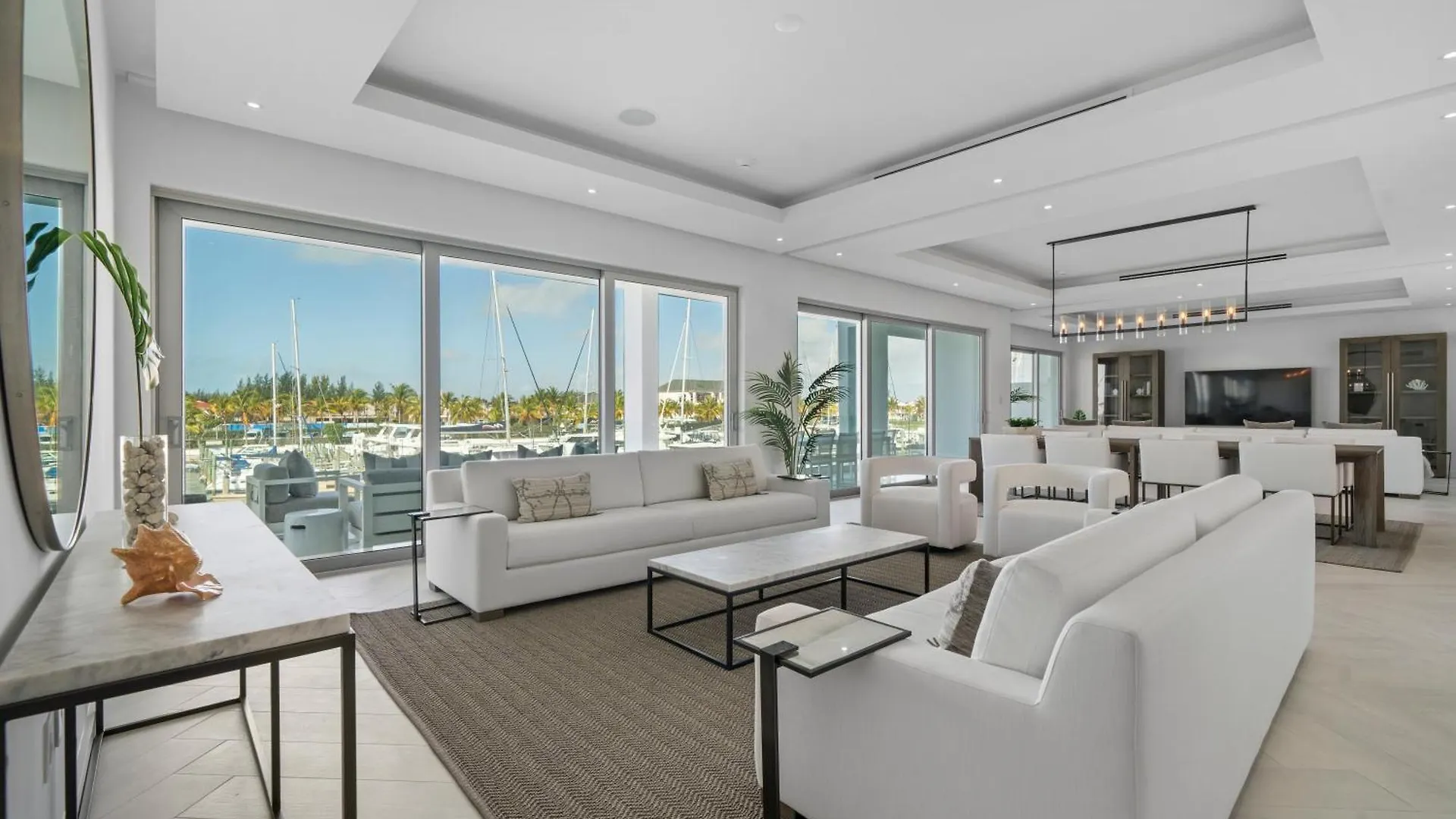 Casablanca Bahamas- New Luxury Waterfront Condo, Palm Cay, The Bahamas contacts