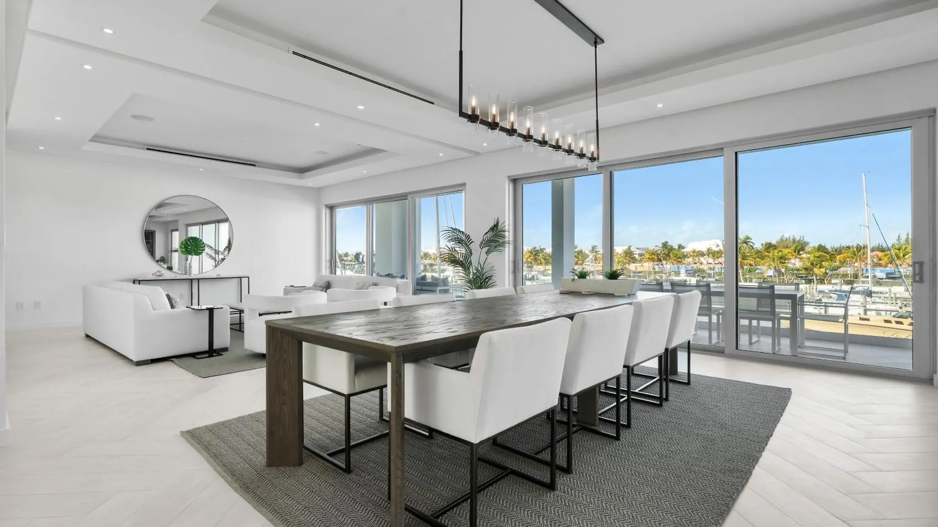 Apartment Casablanca Bahamas- New Luxury Waterfront Condo, Palm Cay, The Bahamas Nassau